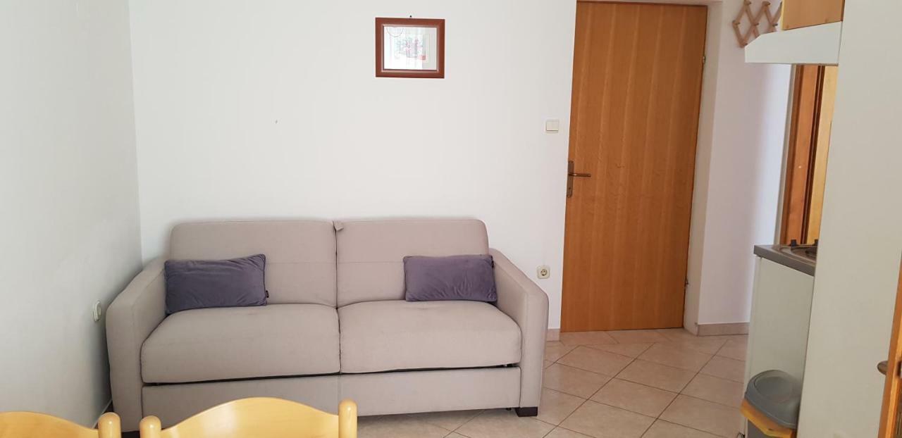 Apartmani Sanja Vrsi Zewnętrze zdjęcie